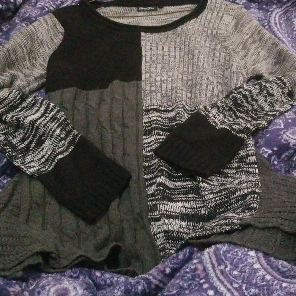 Sweater. Womens.
